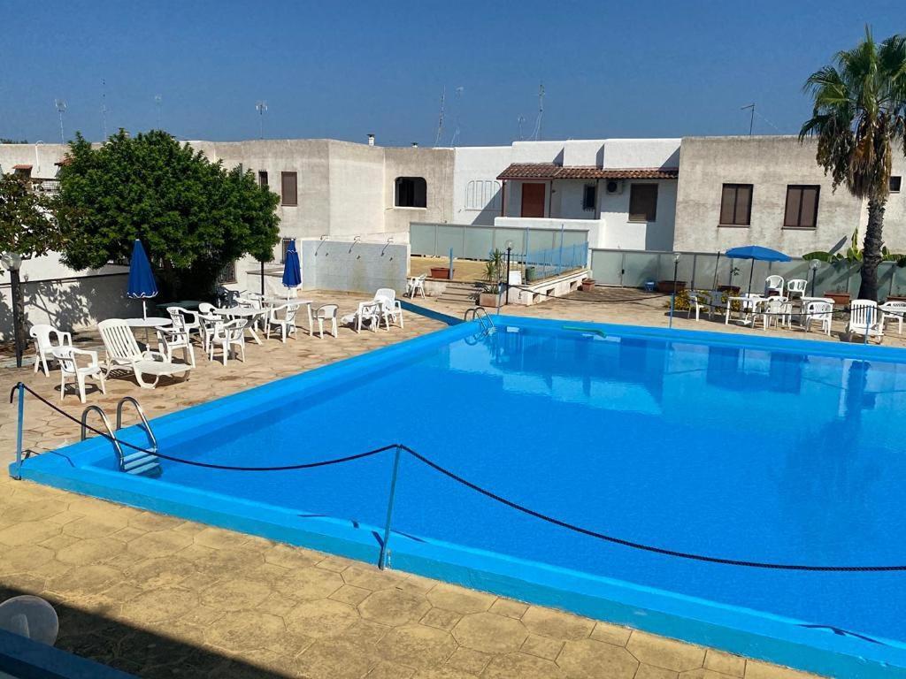 Villa Villino Sabrina Con Piscina Torre Lapillo Exterior foto